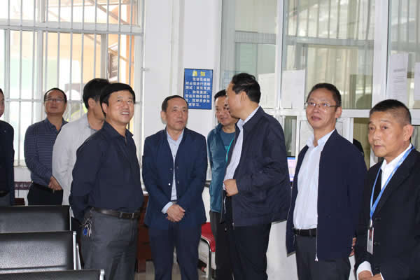 市安委辦主任、安監(jiān)局局長李永宏一行到隴運集團公司檢查指導工作